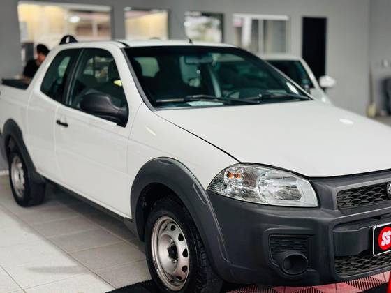 FIAT STRADA 1.3 FIREFLY FLEX ENDURANCE CS MANUAL FIAT STRADA 1.3 FIREFLY FLEX ENDURANCE CS MANUAL